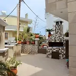 Vila Mone